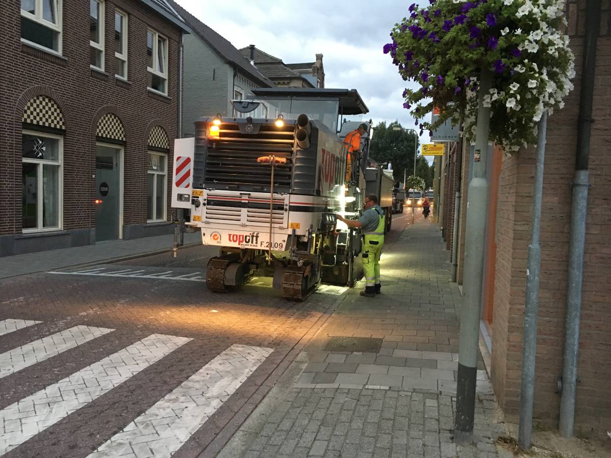 Deklaag frezen gemeente Horst Centrum asfalt onderhoud Horst